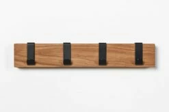 Knaggrekke Med Metallkrok